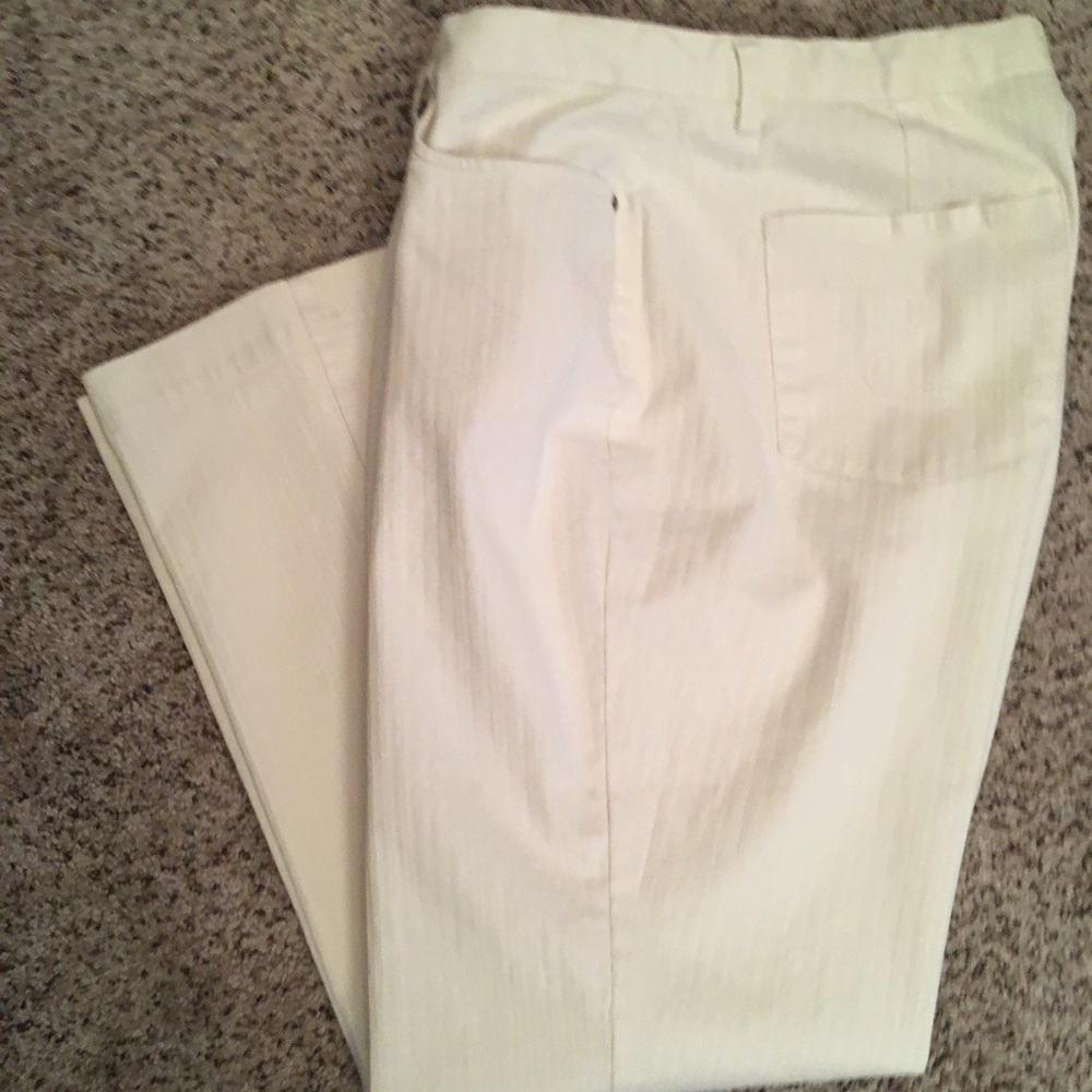 New With Tags White Denim Jeans